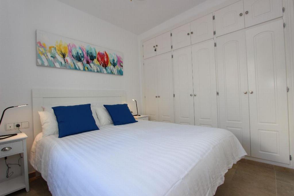 Duquesa Suites 531 มานิลบา ภายนอก รูปภาพ