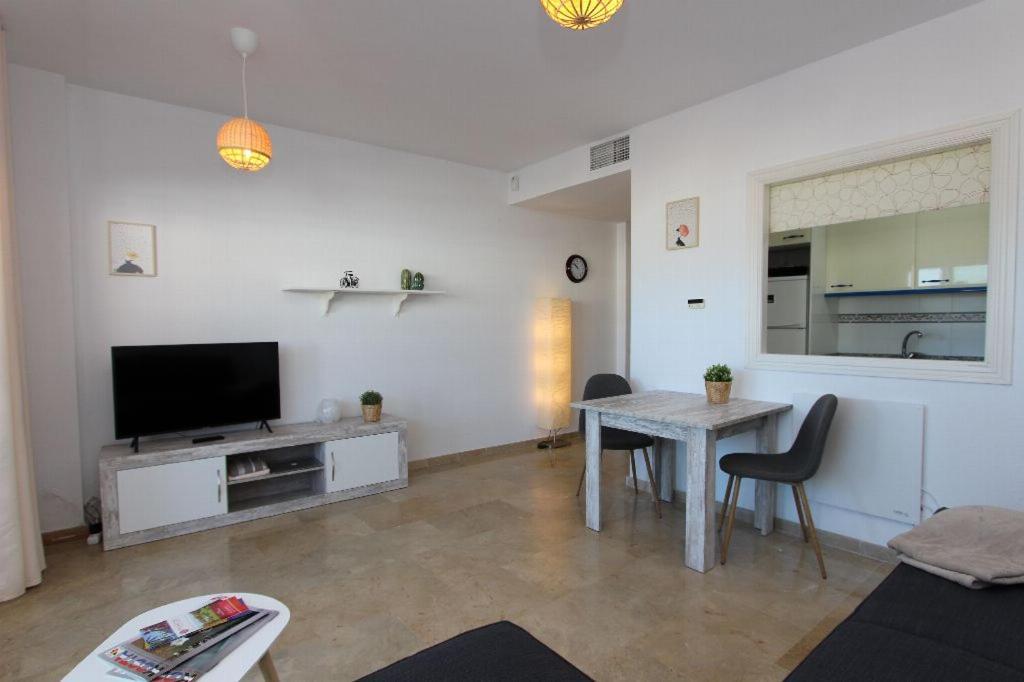 Duquesa Suites 531 มานิลบา ภายนอก รูปภาพ
